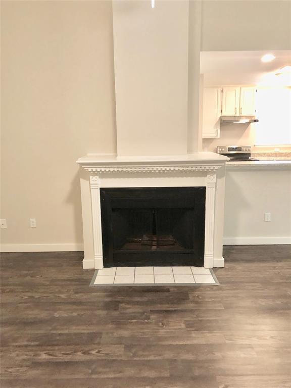 Building Photo - 8008 Nairn Dr
