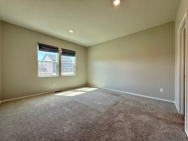 Building Photo - 5703 W Yorktown Ln