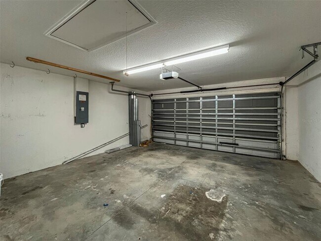 Building Photo - 3012 Kacher Rd