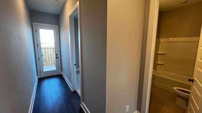 Building Photo - Luxury 3BR/3BA Townhome in Spain Park School District – Available Now