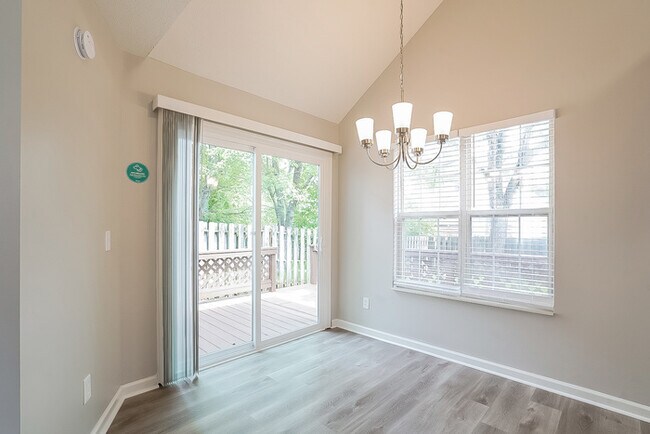 Building Photo - Spacious 3-Bedroom Home in Smyrna