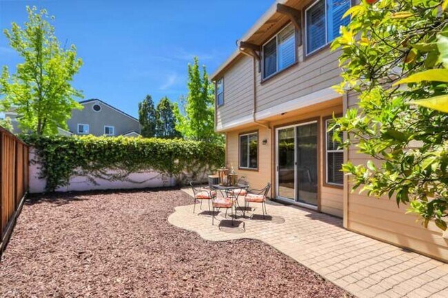 Building Photo - Gorgeous Home | Desirable Location | A/C