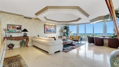 Building Photo - 21150 Point Pl
