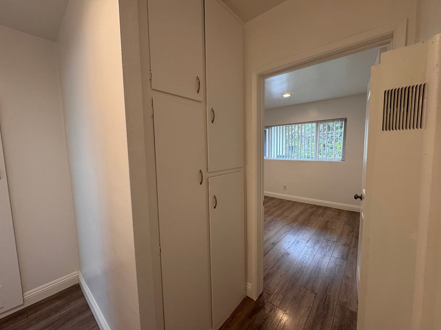 Building Photo - 7139 Whitsett Ave