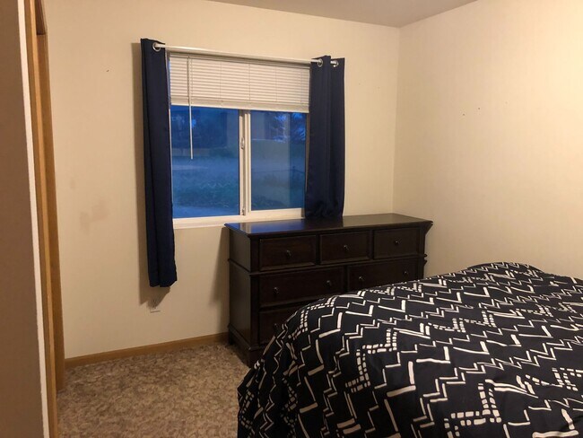 Building Photo - 170 Latigo Dr