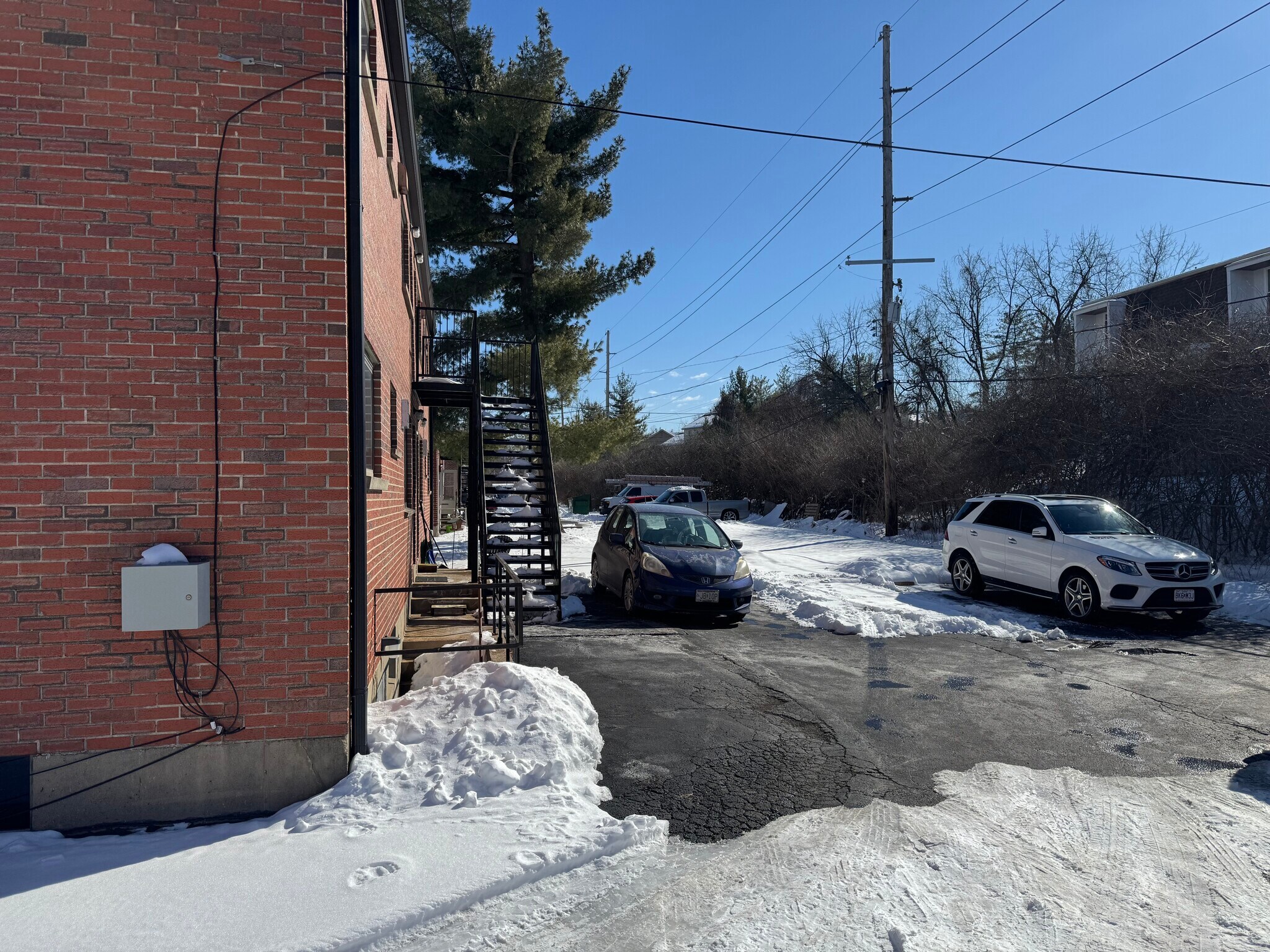 Building Photo - 3948 Brittany Cir