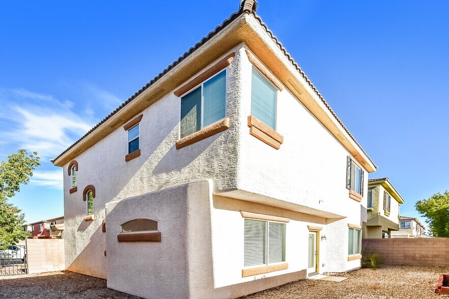 Building Photo - 4967 Silent Valley Ct