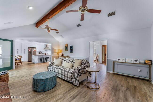 Building Photo - 4340 Blue Heron Dr