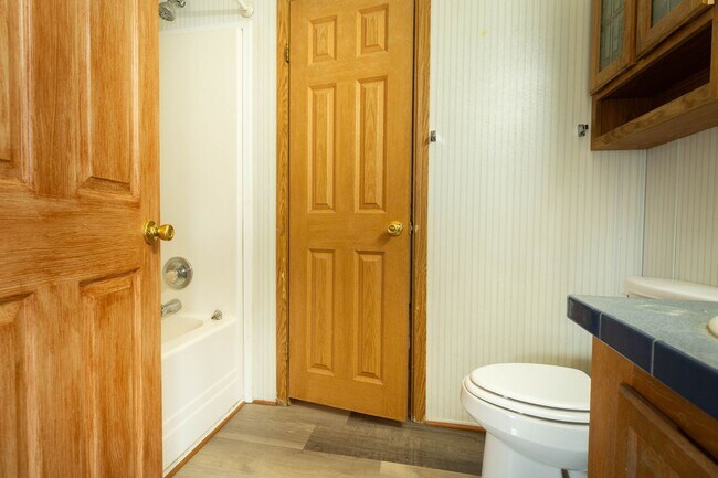 Building Photo - 3 bed, 2 bath, Rancher in Martinsburg, WV