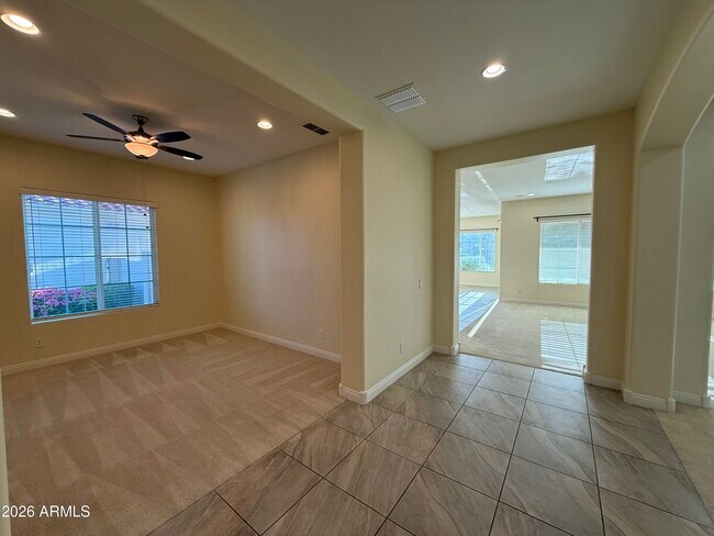 Building Photo - 3320 S Waterfront Dr