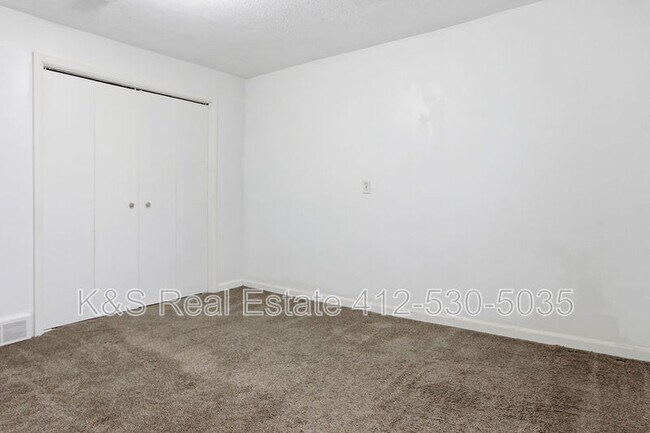 Building Photo - 9608 Frankstown Rd