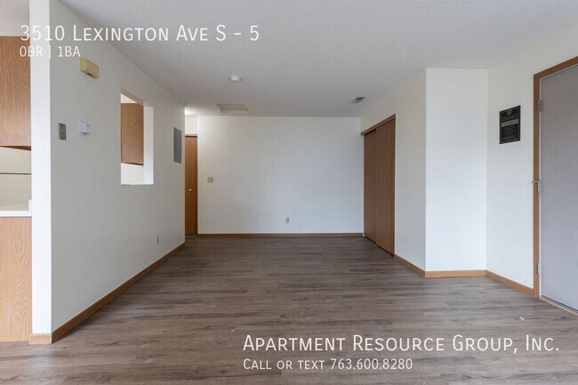 Building Photo - 3510 Lexington Ave S