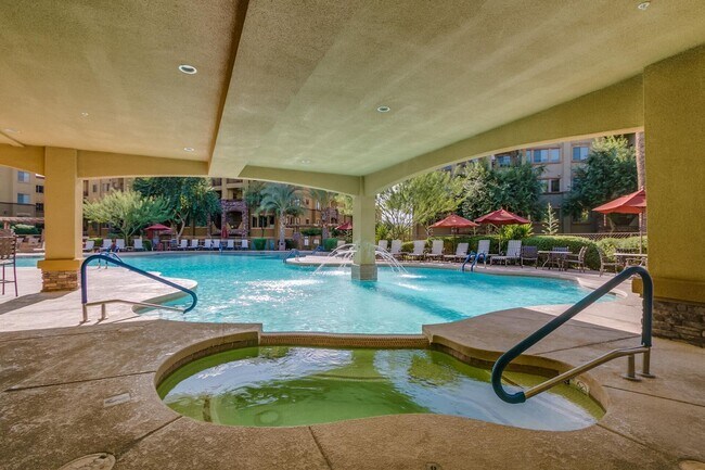 Building Photo - 5450 E Deer Valley Dr