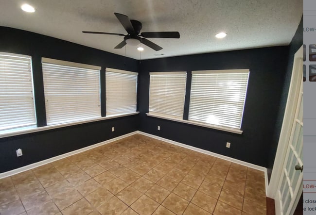 Building Photo - Charming 2 Bedroom/2 Bathroom with Sunroom...