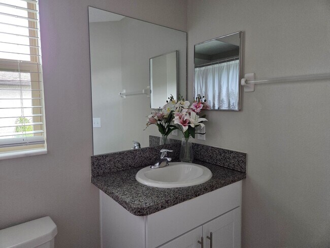 Building Photo - 9705 Pembrooke Pines Dr