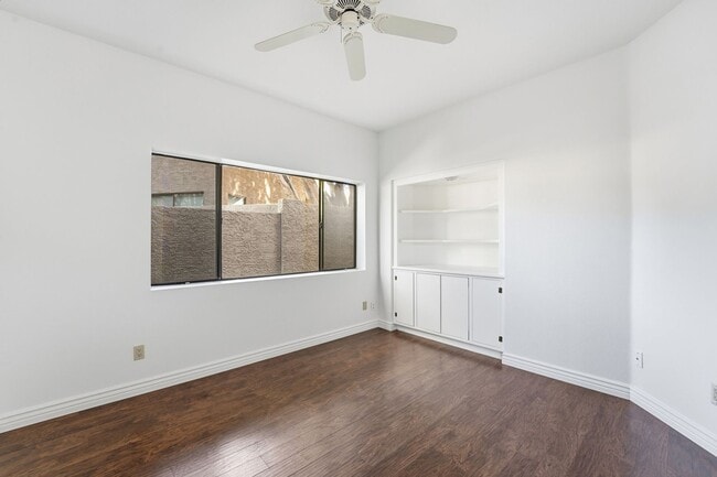 Building Photo - Welcome to this stunning 3-bedroom, 2-bathroom home in the heart of Scottsdale, AZ *RENT SPECIAL*