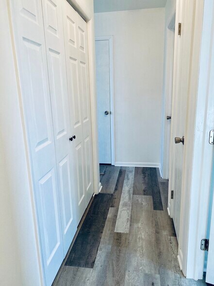 Building Photo - 848 N 16th St