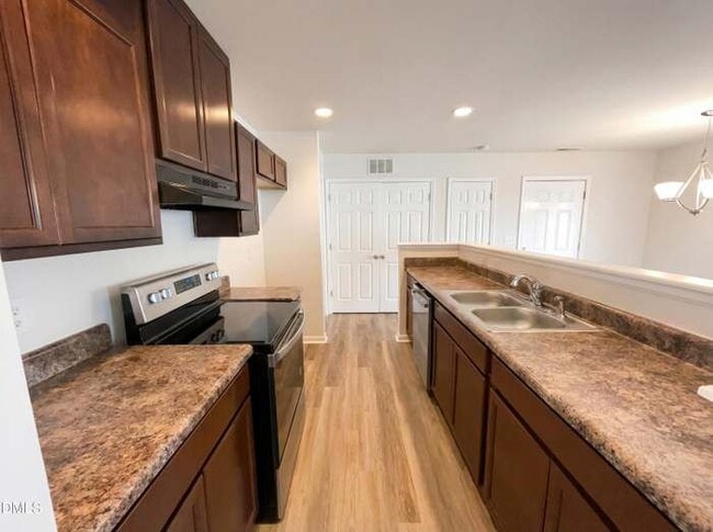 Building Photo - 3020 Camden Creek Dr