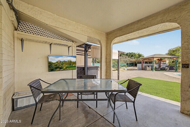 Building Photo - 2837 W Union Hills Dr