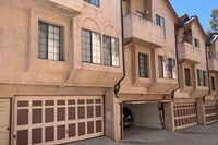 Building Photo - 2307 N Cahuenga Blvd