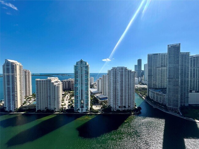 Building Photo - 325 S Biscayne Blvd
