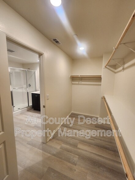 Building Photo - 44801 Beringer Dr