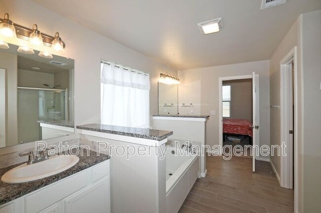 Building Photo - 7811 Bellamy Dr