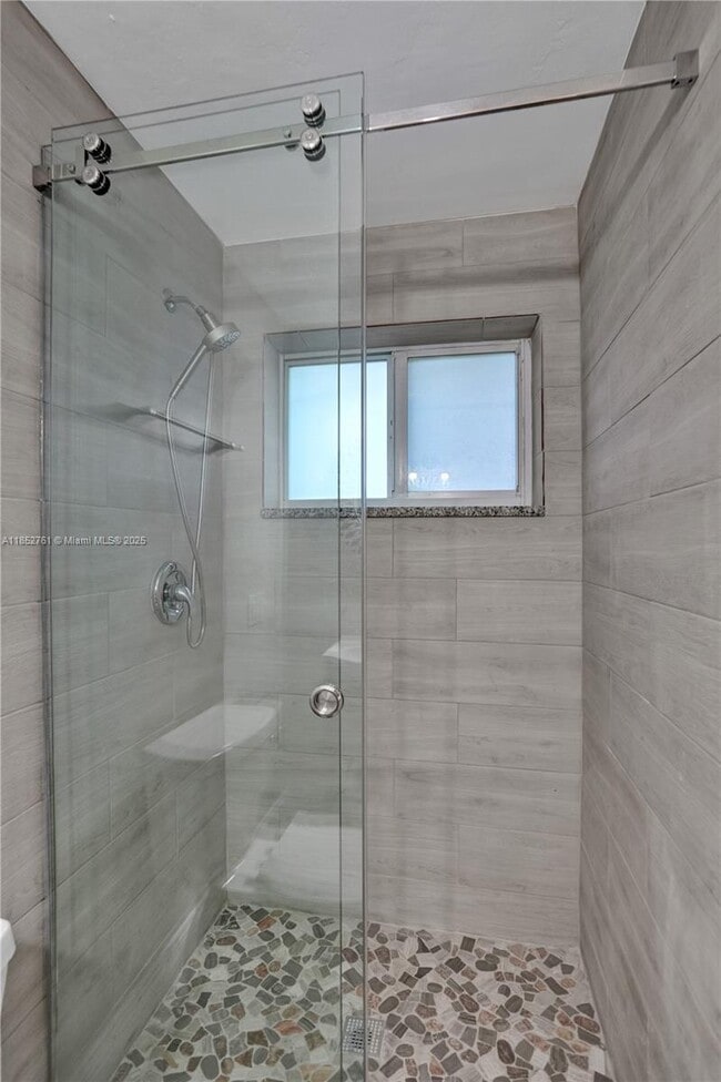 Building Photo - 3800 SW 58th Terrace