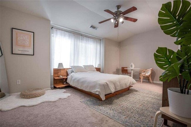 Building Photo - 2396 Meadow Falls Ln