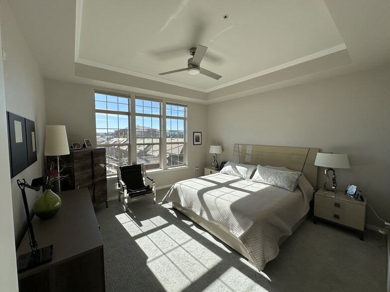 Building Photo - 7820 Inverness Blvd