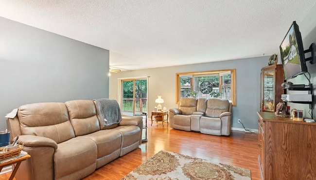 Building Photo - 1558 Montalban Dr