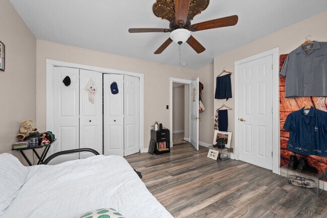 Building Photo - 4840 College Ave