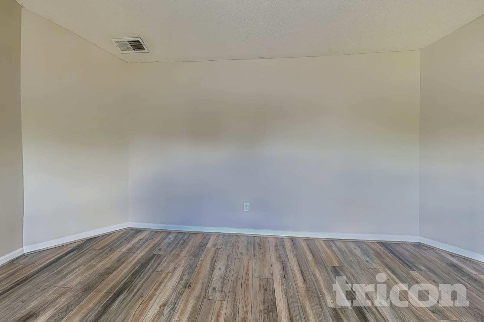 Building Photo - 904 Ambeau Cir