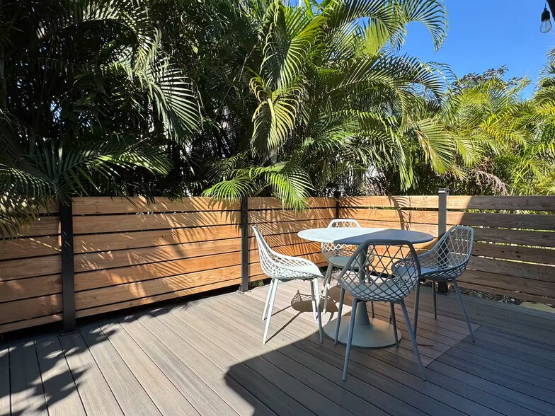 Building Photo - 116 23rd St N