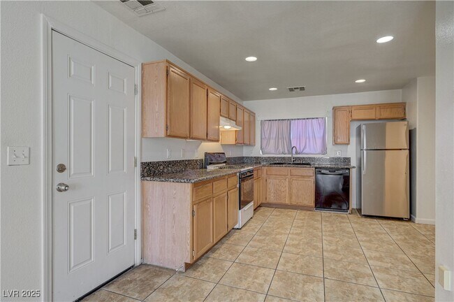 Building Photo - 2275 Windmill Grove Ct