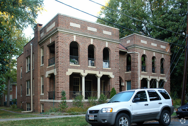Primary Photo - Rollins Apartments