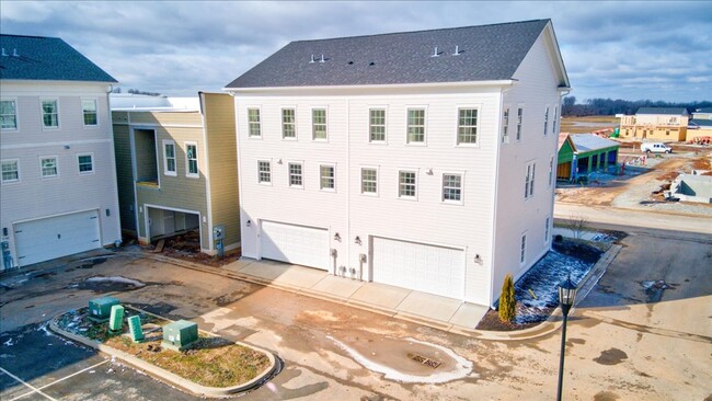 Building Photo - Brand New Construction Townhome in Norton ...