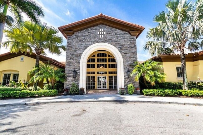 Building Photo - 82 Stoney Dr