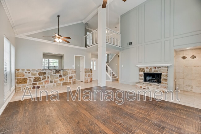 Building Photo - 4404 Junction Dr