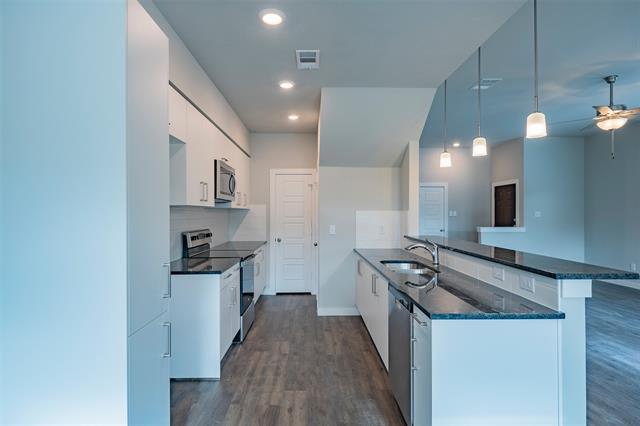 Building Photo - 644 Wheatfield Dr