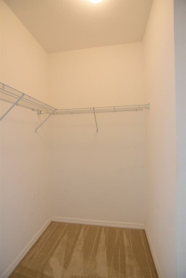 Building Photo - OVIEDO 3br 2.5ba townhome in Arborview Par...