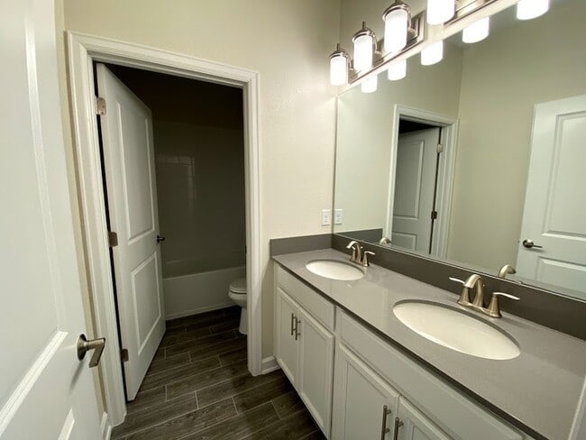 Building Photo - 11440 Satire St