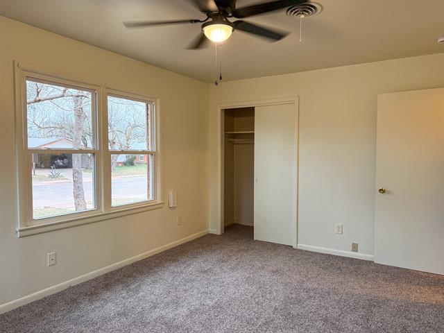 Building Photo - 1413 Glenhaven Dr