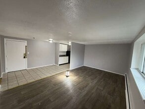 Building Photo - 13540 Superior Rd