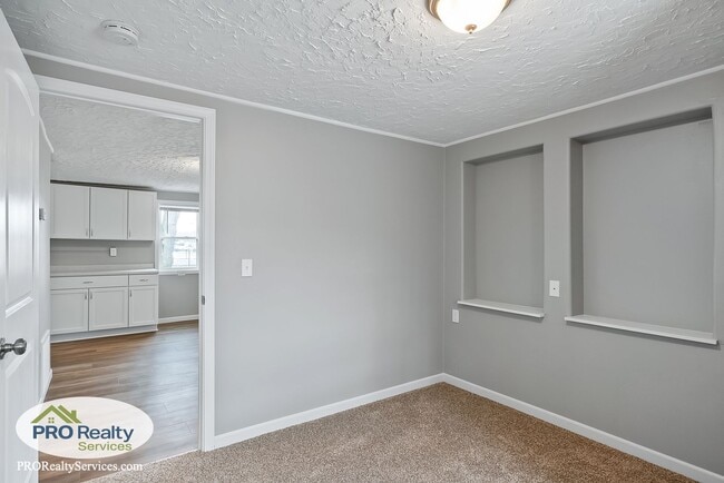 Building Photo - 3 Bedroom Home in Columbia Heights