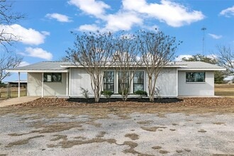 Building Photo - 2736 E State Hwy 29