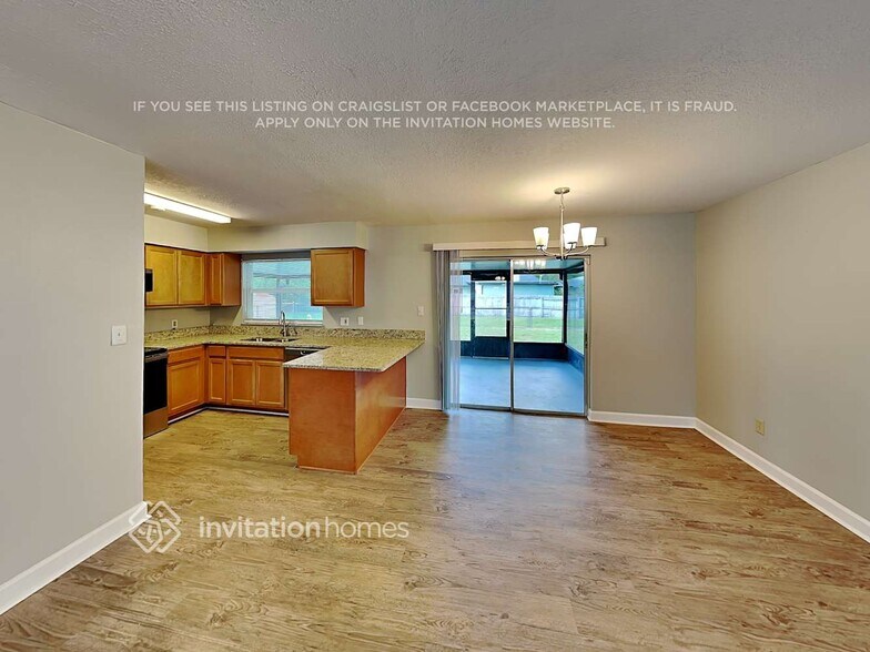 Building Photo - 120 Hidden Lake Dr