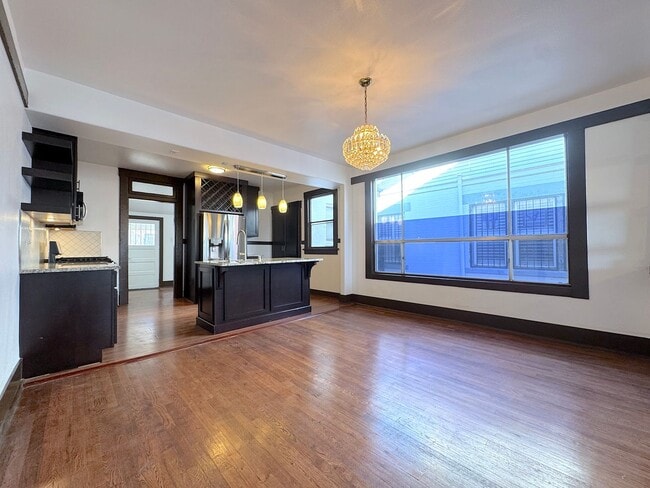 Building Photo - Updated Home with Historic Charm! 3bed/2 bath Refrig A/C across from Park! Water Included!