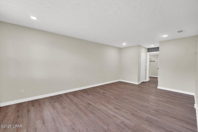 Building Photo - 1408 Wilmont Ave.