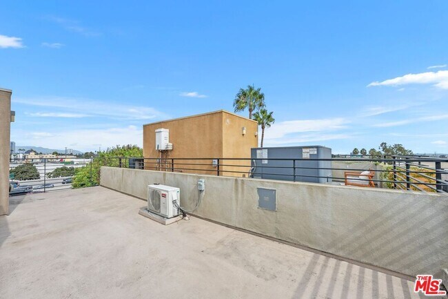 Building Photo - 11254 Mississippi Ave